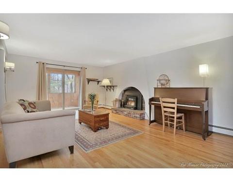 100 Red Spring Rd, Andover, MA 01810 photo 8