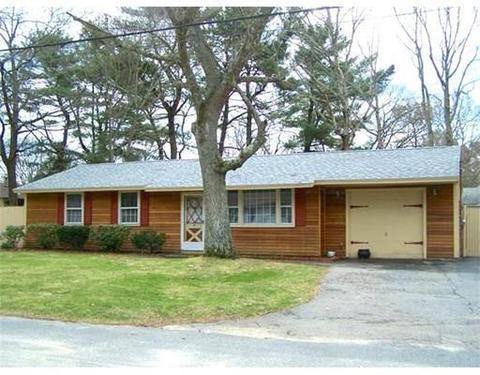 4 Terry Ln, Wareham, MA 02571 photo 1