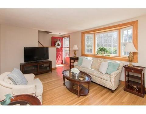 7 Chandler Ave, Walpole, MA 02081 photo 3