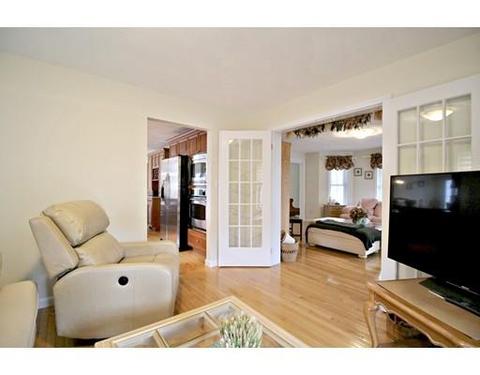 88 Forest St, Saugus, MA 01906 photo 14