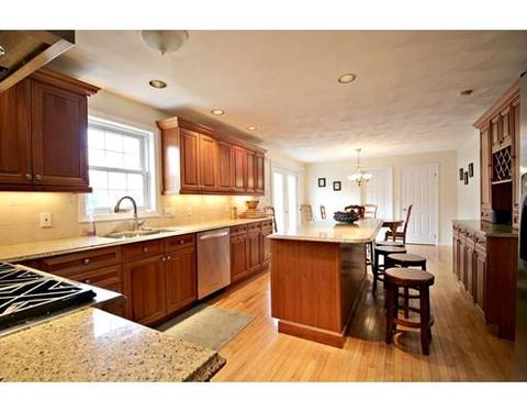 88 Forest St, Saugus, MA 01906 photo 7