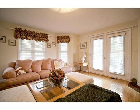 88 Forest St, Saugus, MA 01906 photo 12