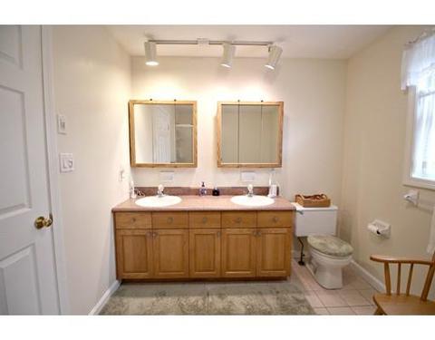 88 Forest St, Saugus, MA 01906 photo 17