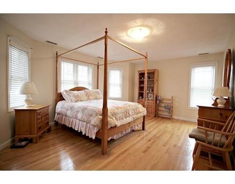 88 Forest St, Saugus, MA 01906 photo 25