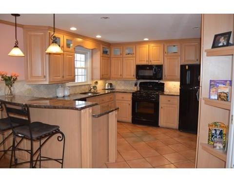181 Brigham Ave, Dracut, MA 01826 photo 6