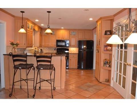 181 Brigham Ave, Dracut, MA 01826 photo 5