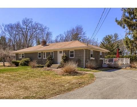 2 Springview Ter, Plaistow, NH 03865 photo 3