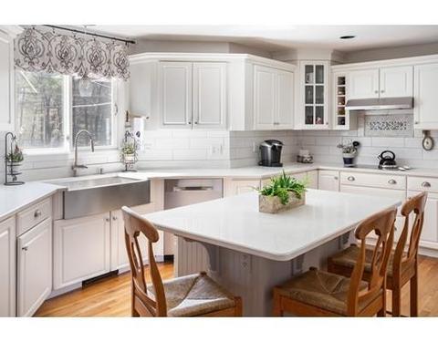 15 King Philip Path, Mendon, MA 01756 photo 8