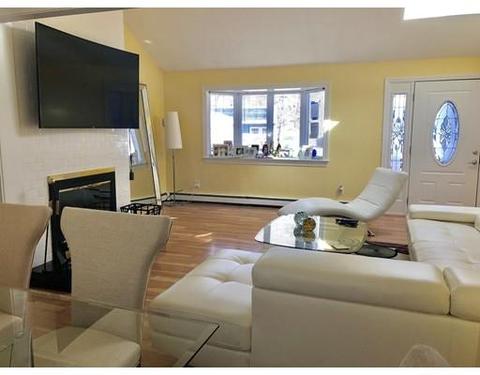 11 Brookfield Cir, Framingham, MA 01701 photo 8