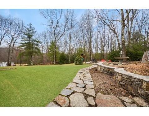 16 Brookside Dr, Sutton, MA 01590 photo 30