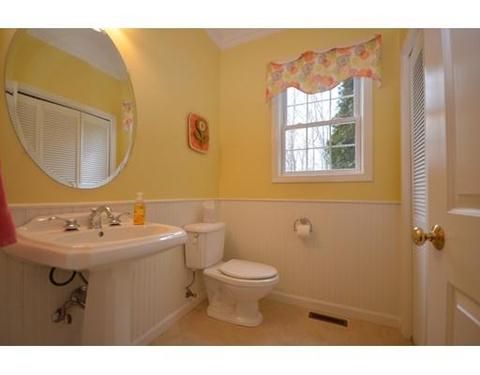 16 Brookside Dr, Sutton, MA 01590 photo 13