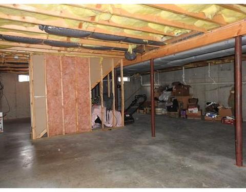 19 Eileen Ave, Clinton, MA 01510 photo 25