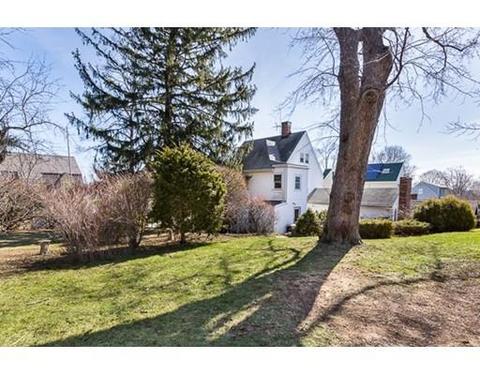 9 Glidden St, Beverly, MA 01915 photo 4