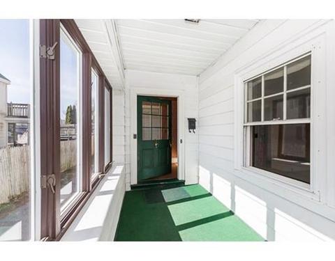9 Glidden St, Beverly, MA 01915 photo 3