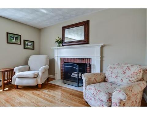 49 N Hill Ave, Needham, MA 02492 photo 9