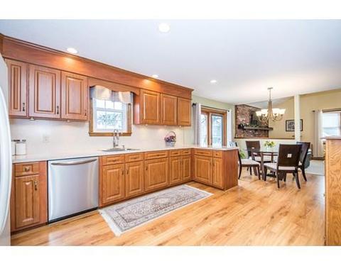 10 Dancause Rd, Lowell, MA 01852 photo 6