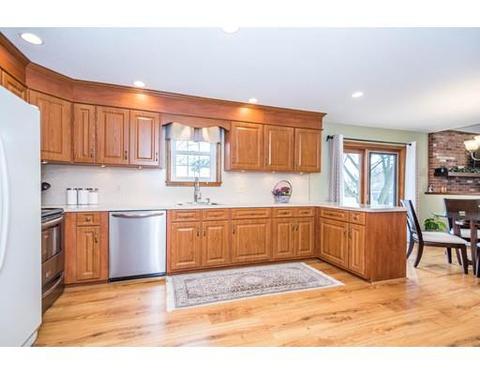 10 Dancause Rd, Lowell, MA 01852 photo 7