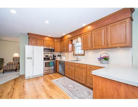 10 Dancause Rd, Lowell, MA 01852 photo 8