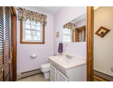 10 Dancause Rd, Lowell, MA 01852 photo 5