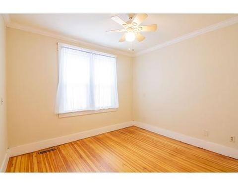 464 Grattan St, Chicopee, MA 01020 photo 9