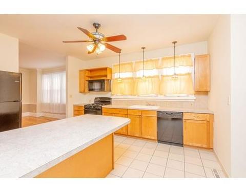 464 Grattan St, Chicopee, MA 01020 photo 8
