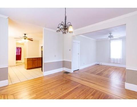 464 Grattan St, Chicopee, MA 01020 photo 10