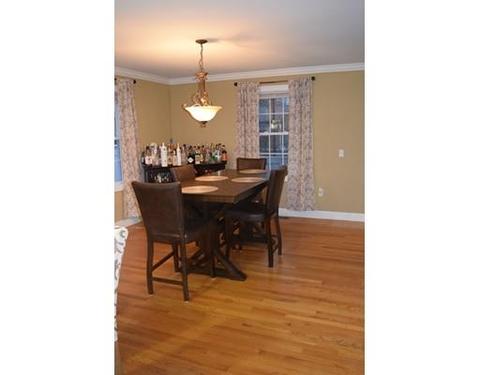 36 Arthur St, Springfield, MA 01104 photo 5