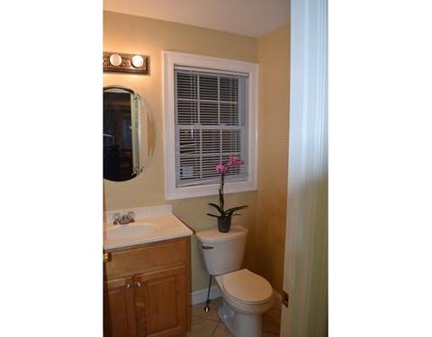 36 Arthur St, Springfield, MA 01104 photo 14