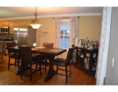 36 Arthur St, Springfield, MA 01104 photo 4