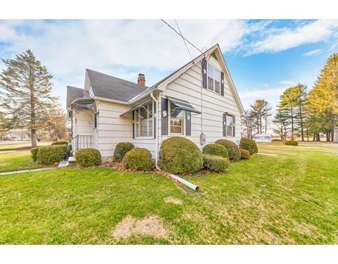 109 Plain St, Easthampton, MA 01027 photo 3