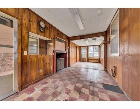 109 Plain St, Easthampton, MA 01027 photo 18