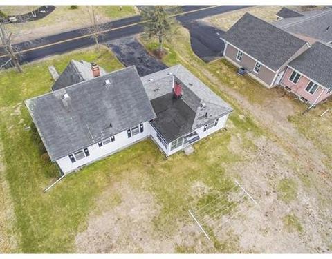 109 Plain St, Easthampton, MA 01027 photo 9