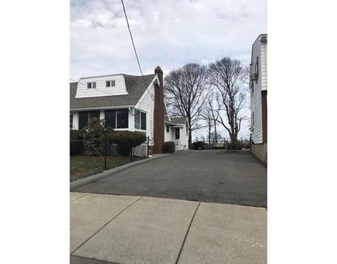 126 Garland St, Everett, MA 02149 photo 4