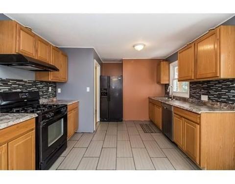 46 Grattan St, Springfield, MA 01119 photo 11