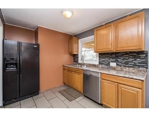 46 Grattan St, Springfield, MA 01119 photo 14