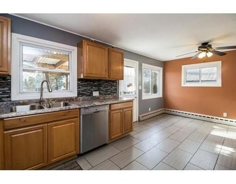 46 Grattan St, Springfield, MA 01119 photo 13