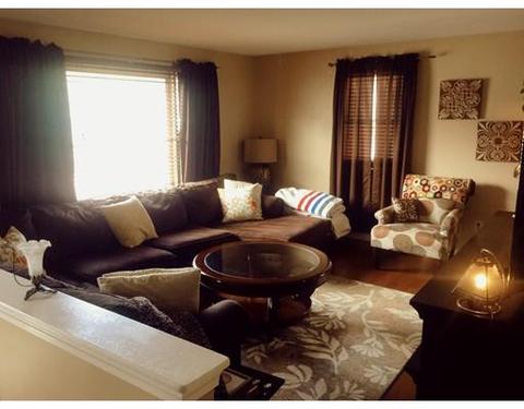 6 Greentree Cir, Springfield, MA 01118 photo 2