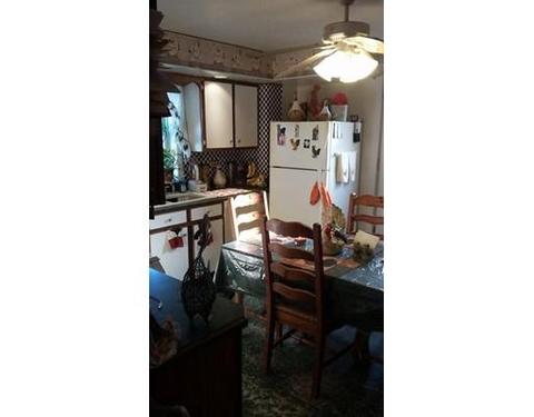 16 Quequechan St, Fall River, MA 02723 photo 4