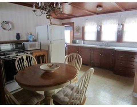 25 Oak St, Wareham, MA 02571 photo 10