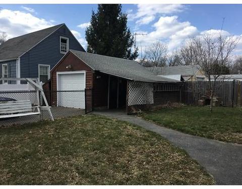 46 Marquette St, Springfield, MA 01104 photo 6