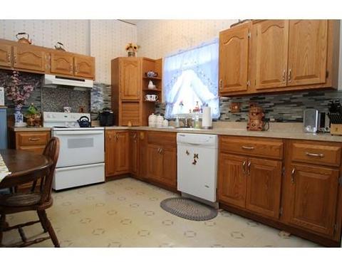 5 Emory Ct, Saugus, MA 01906 photo 4
