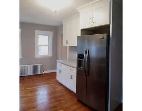 8 Barr St, Worcester, MA 01602 photo 9