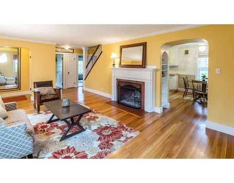 23 Mayflower Rd, Needham, MA 02492 photo 2