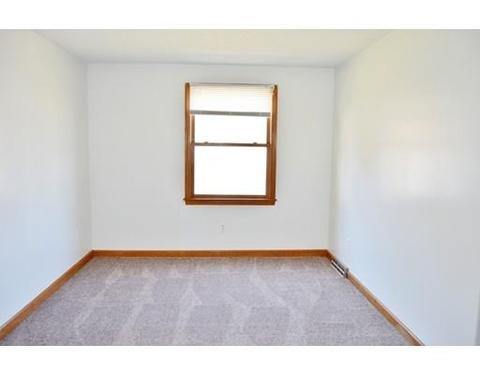 23 Greentree Cir, Springfield, MA 01118 photo 15