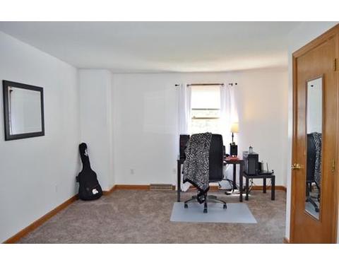 23 Greentree Cir, Springfield, MA 01118 photo 14