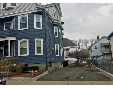 31 Clark St, Everett, MA 02149 photo 2