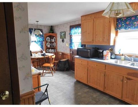 41 Lancaster Ave, West Springfield, MA 01089 photo 11