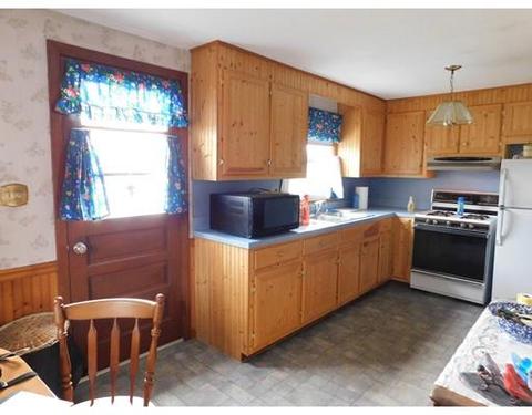 41 Lancaster Ave, West Springfield, MA 01089 photo 9