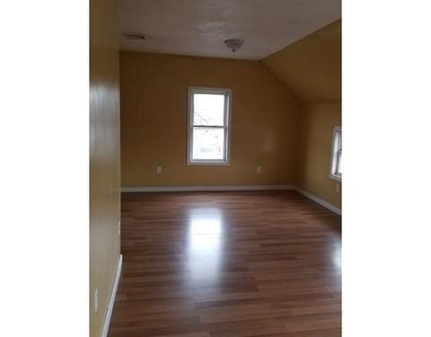 205 Hamlet St, Fall River, MA 02724 photo 9