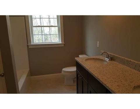 14 Pond St, Mendon, MA 01756 photo 15